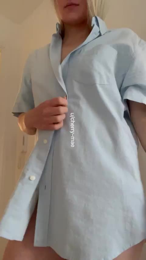 Plant your seed in me whilst I ride you in your best shirt : video clip