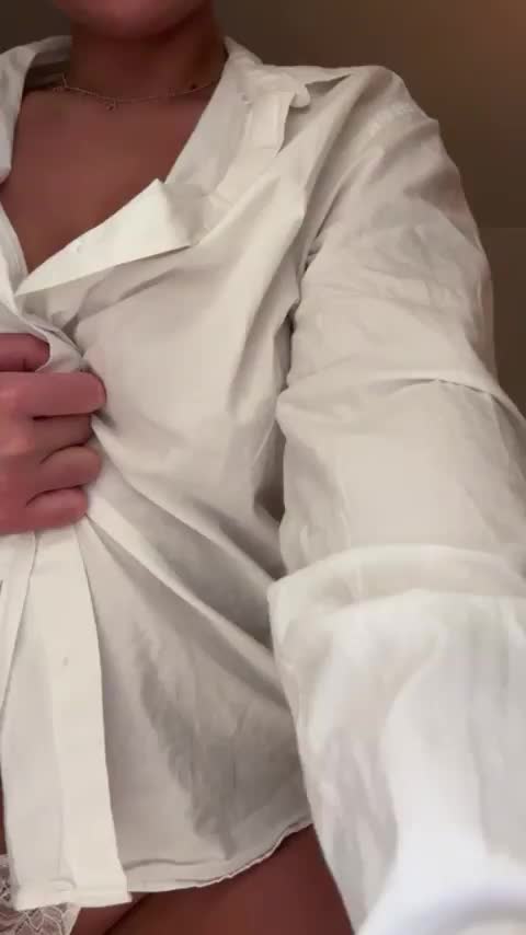 i hope you like (my) natural boobs : video clip
