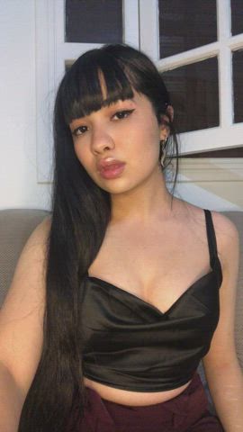 Posting on reddit kinda makes me horny 😈 : video clip