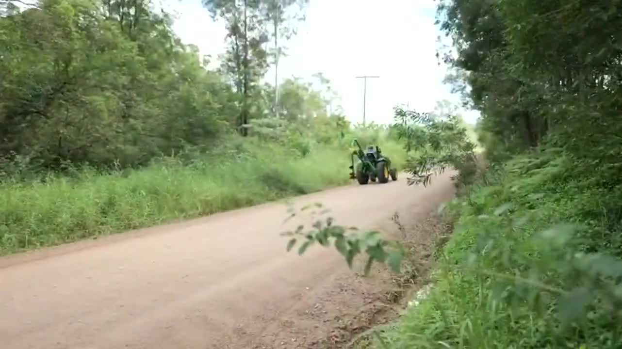 Roadside gangbang…you’re welcome to join in if you see us ;) : video clip