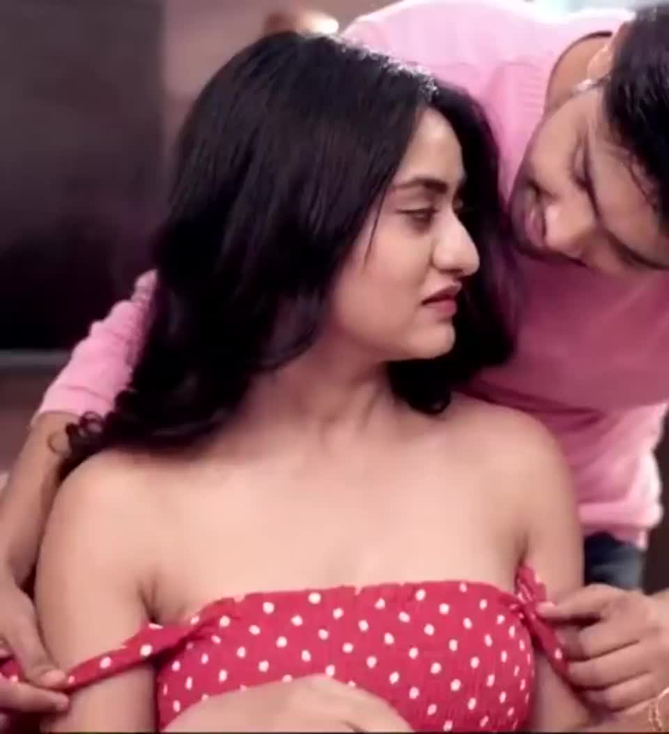 Indian actress Jills Mohan : video clip