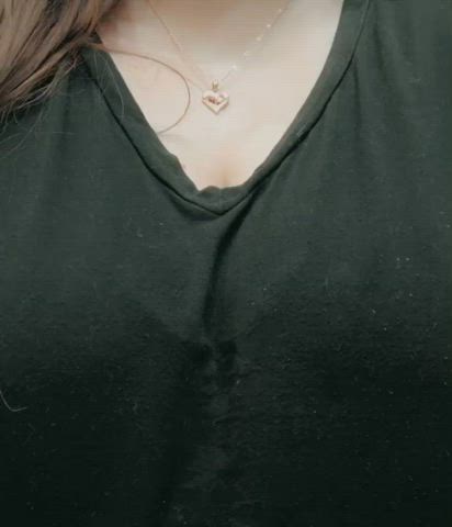 Always end the weekend with a titty drop. [f] [OC] : video clip