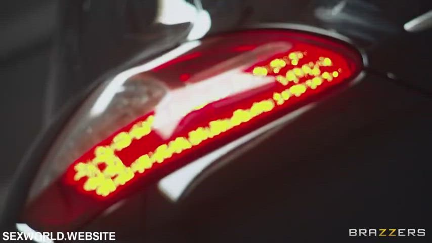 Fast Cars and Fast Women : video clip