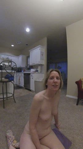 Sassy cumslut proud of MASSIVE facial and cum on tongue : video clip