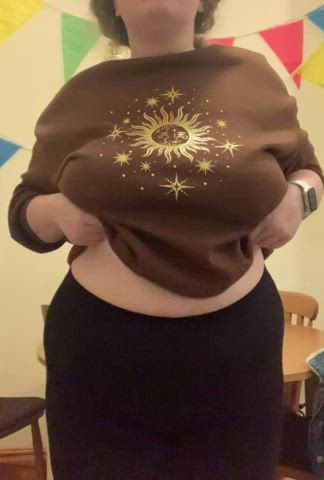 I wish you were sucking on these tits : video clip
