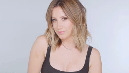 I bet Ashley Tisdale swallows with eye contact : video clip