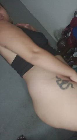 I love being your favorite whore : video clip