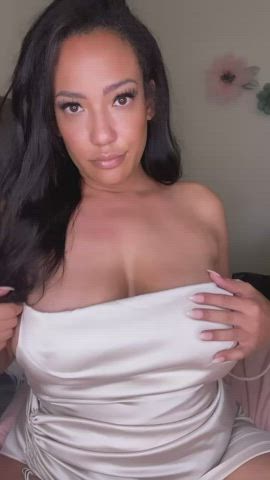 Only if you’re into curvy mature milfs : video clip