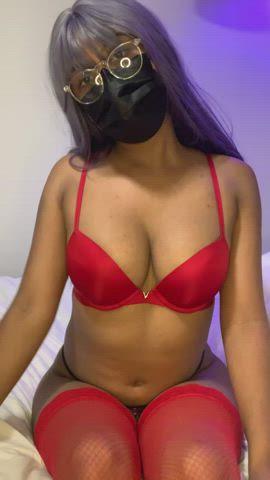 Friend with benefits?[f] : video clip