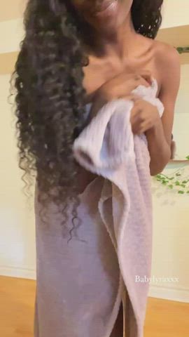 Let’s put your pull out game to the test 🙆🏾‍♀️ : video clip