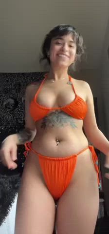 Can I be your little slut? : video clip