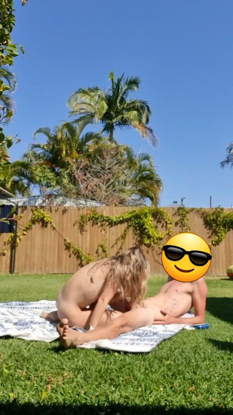 The neighbour Milf : video clip