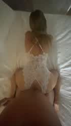 I love the way my ass looks when he fucks me : video clip
