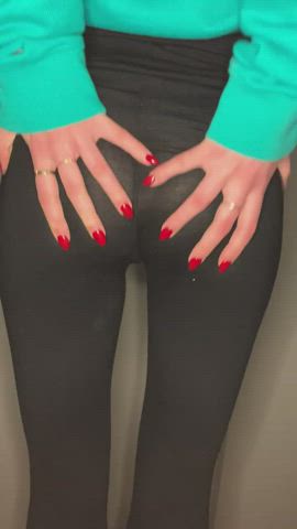 I hope you like my petite body : video clip