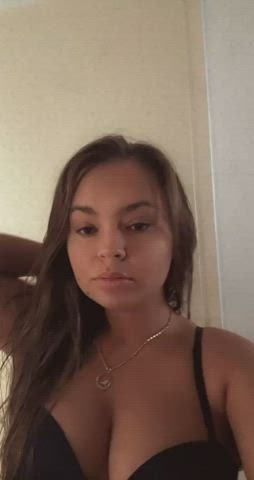 This ass deserves to be in the hall of fame😈 : video clip