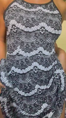 I can remove the dress if you prefer : video clip