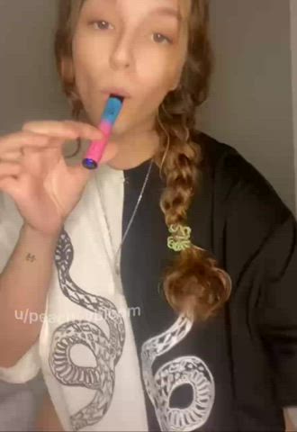 Who wants to play with these?;) : video clip