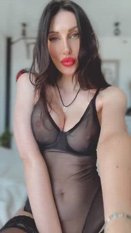 Am I MILFy enough? 😍 : video clip