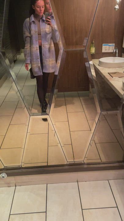 Sunday brunch date 😘 [gif] : video clip