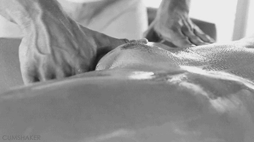 Mounds : video clip