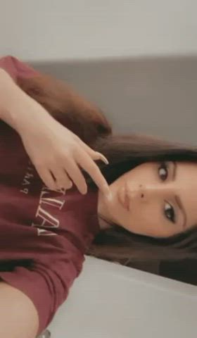 Daaamn Monstrous Boobies on Her Tiny Frame : video clip