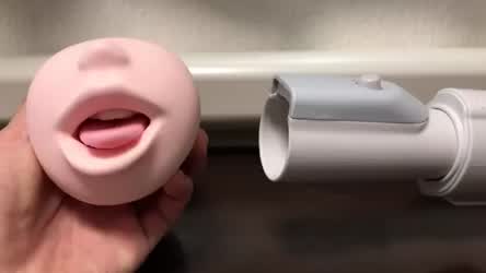 Vacuum Fleshlight (turn sound on) : video clip