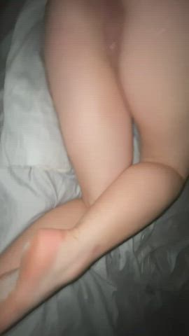 This is how he leaves me every night : video clip