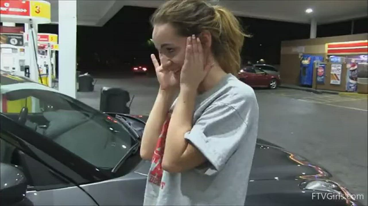 Gas Station : video clip