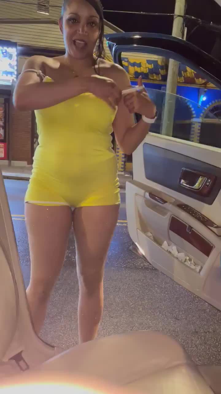 Having a little fun today : video clip