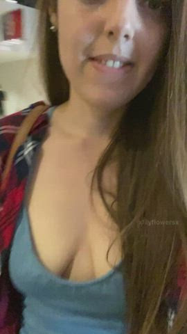 Flashing at the convention center : video clip