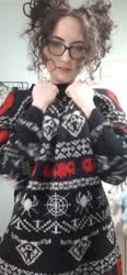 I hope you think I’m worth breeding : video clip