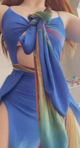 Unwrapping The Presents : video clip