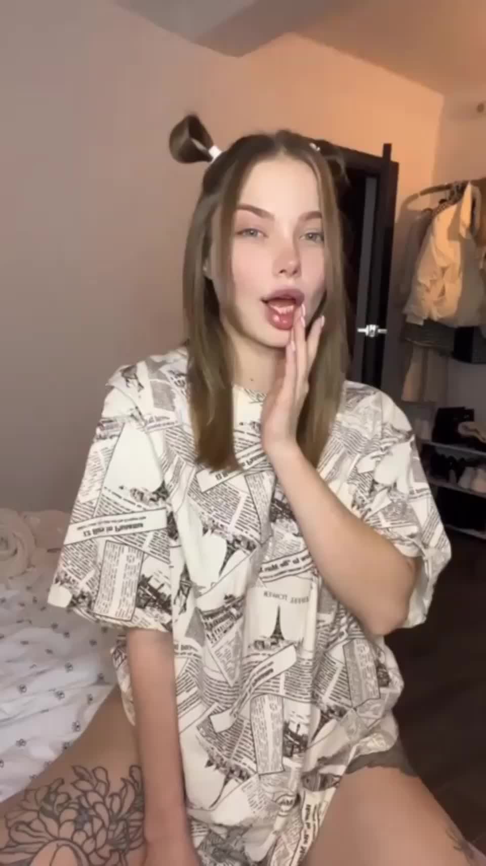 I think I've won the titty genetic lottery : video clip