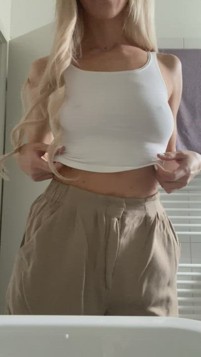 would make my day if at least one person loved my boobs : video clip