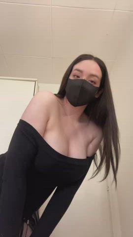 That little bounce :3 : video clip