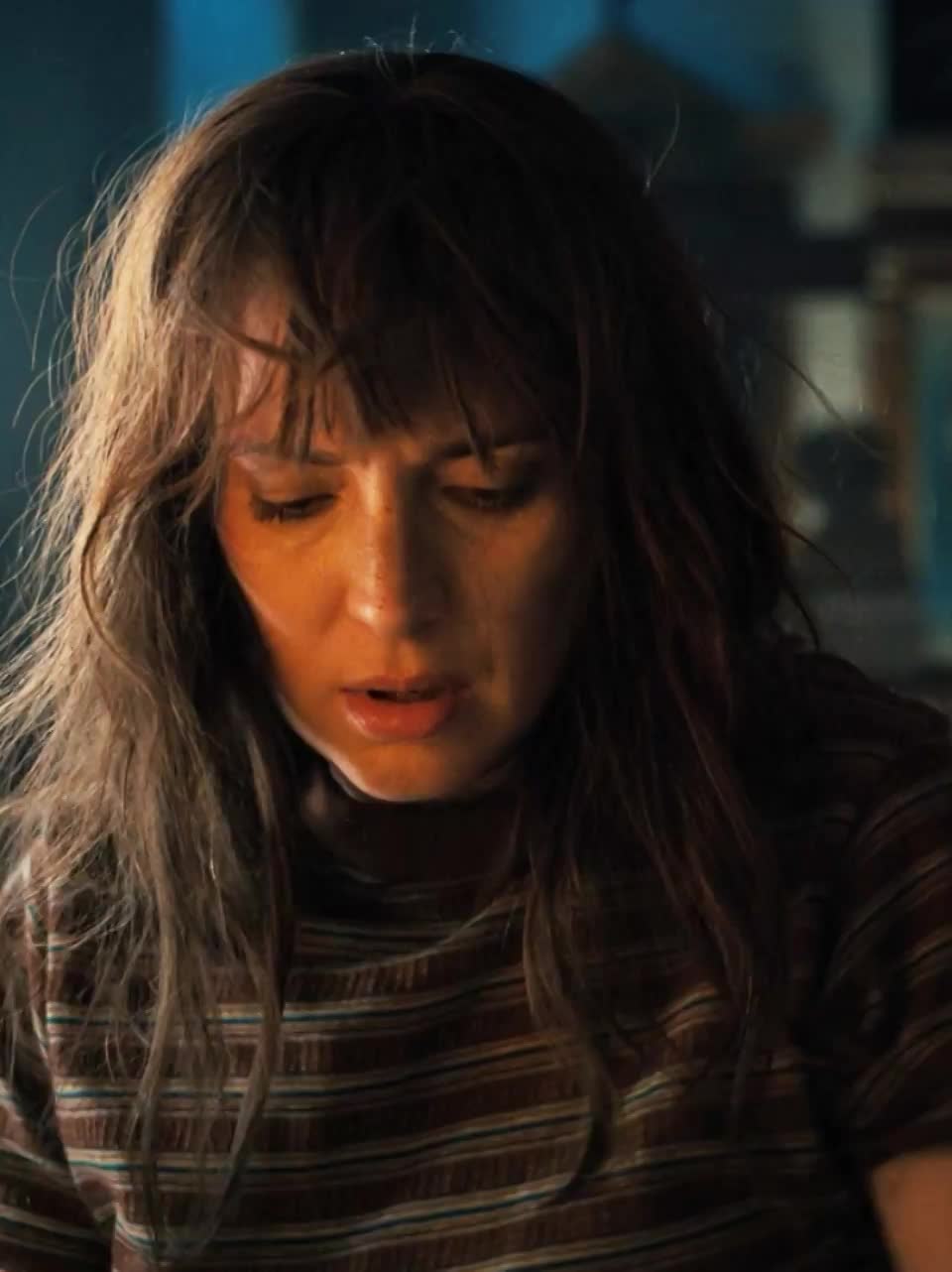 Winona Ryder (with slow-mo) : video clip