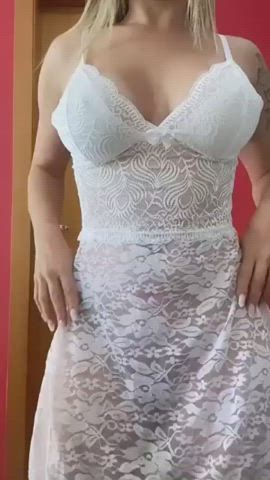 I'm gazing directly in your naughty mind : video clip