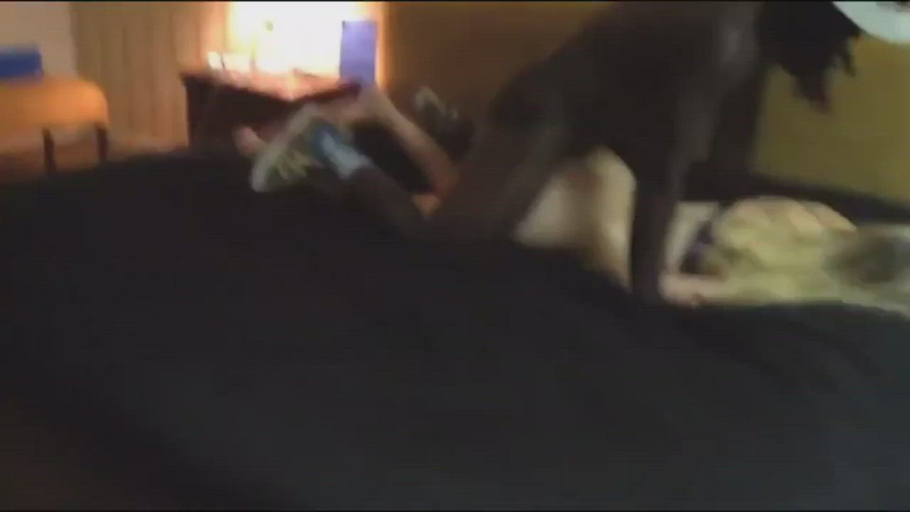 Superb blonde girlfriend has an intense orgasmic fuck with BBC : video clip