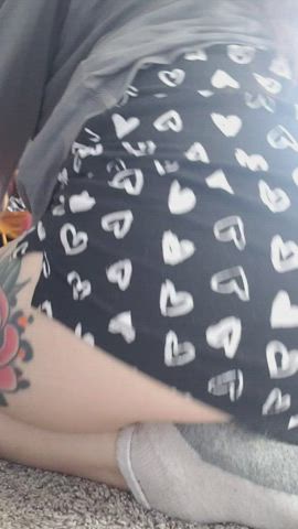 Im in bed, HORNY AS FUCK 💦💦😩 : video clip