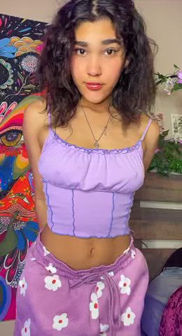 Help my pussy with your tongue? : video clip