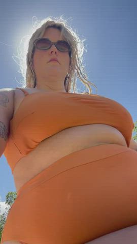 i love changing before i leave the pool : video clip