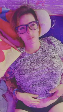 POV: Your nerdy alt girlfriend is nervous about sending you a nude 🤣🥵😳 : video clip