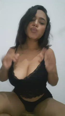 Good Morning I hope my Boobs make your Weekend better🥰[F] : video clip