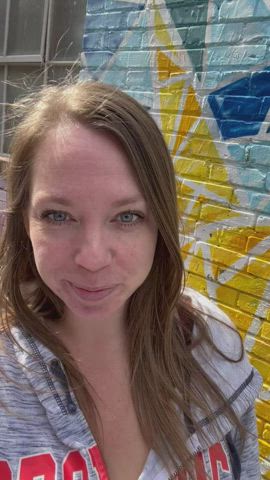 A little nude art for art alley! [gif] : video clip