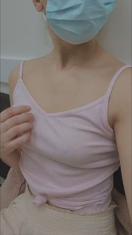 Trying to get a quick flash in at the doctors... [gif] : video clip