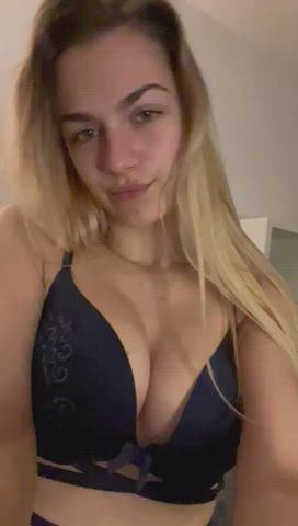 Ready to get pound like that from behind😌 : video clip