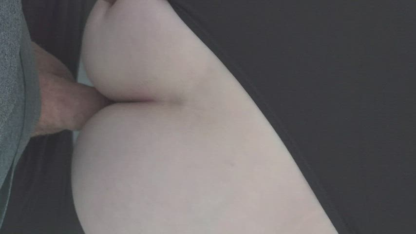 I love how fast it comes out : video clip