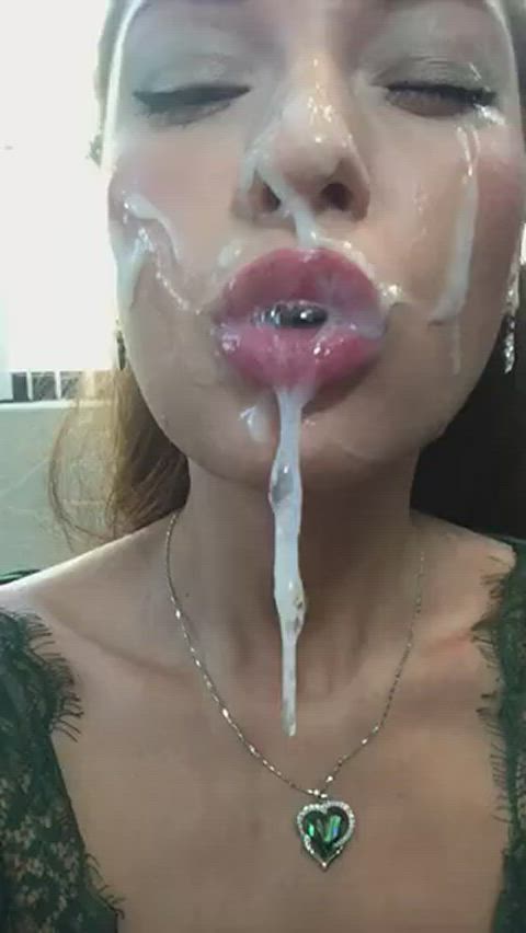 You look so pretty at the end of our straight goon sessions bud : video clip