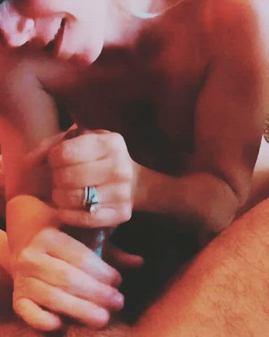 Double fisting his chocolate cock [F48][M50] : video clip