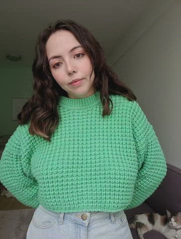 are you into cute girls with big boobs : video clip